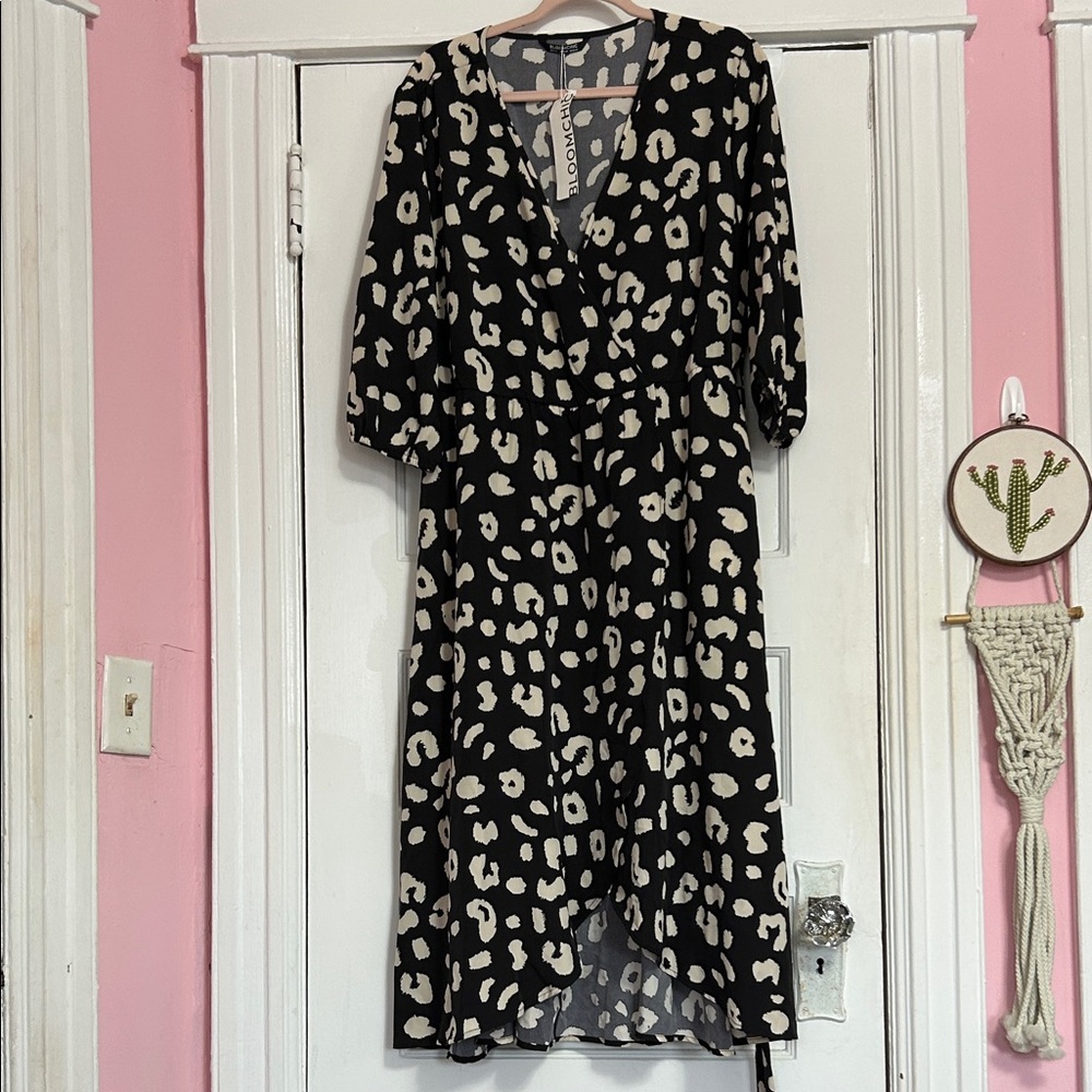 NWT BloomChic Animal Print Wrap Dress